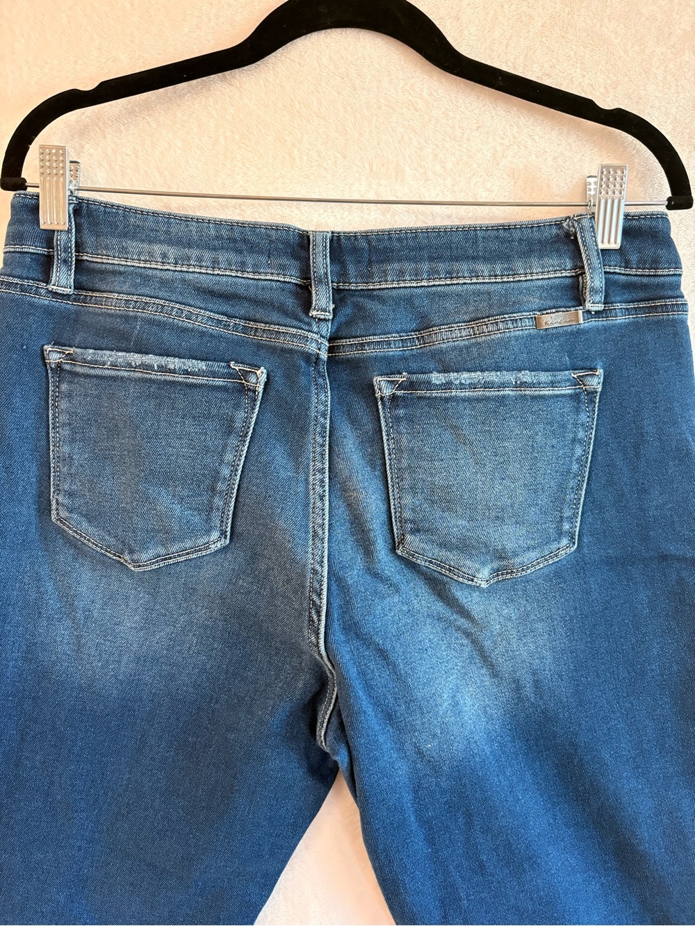 💙 KanCan Distressed Skinny Jeans – Women’s Size 15/31 – Medium Wash Denim - Picture 7 of 8